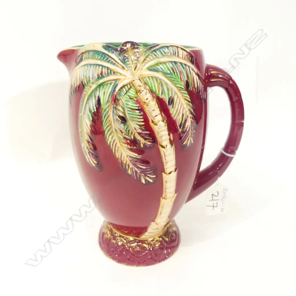 BESWICK VASE Image 1++