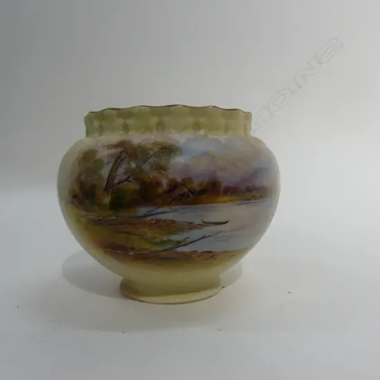 LOCKE WORCESTER H/PAINTED VASE OF DIAMOND LAKE WAKATIPU H 110 M