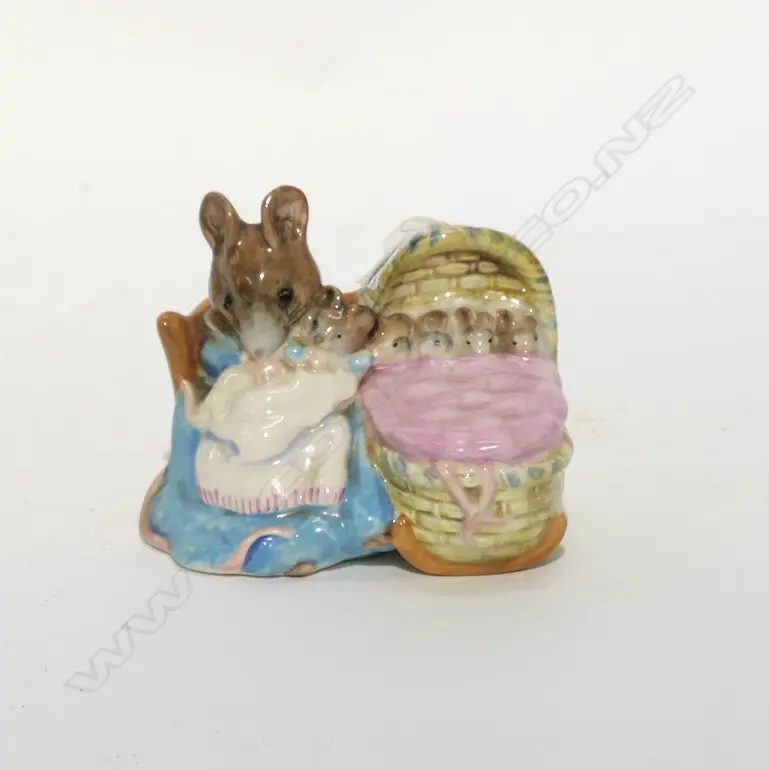 BESWICK BEATRIX, HUNCA MUNCA BP-1A  Image 1++