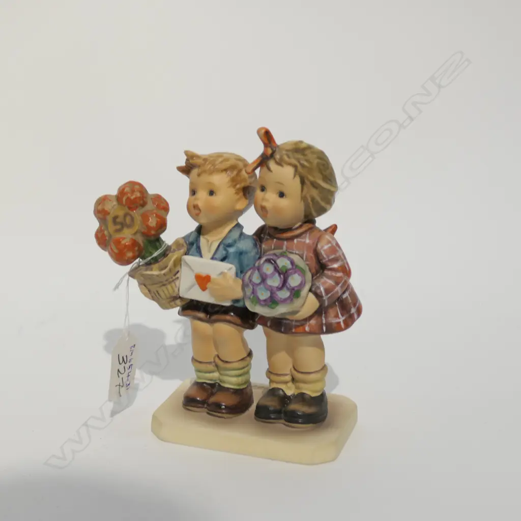 HUMMEL JUBILEE 416 TMK6 (SOLD 1985 ONLY) 6 1/4" HIGH Image 1++