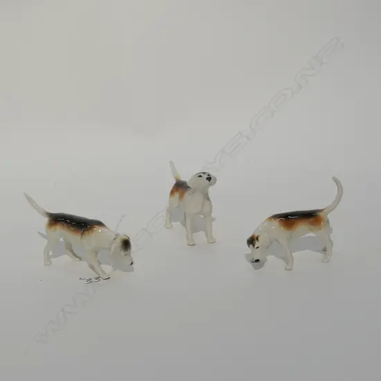 BESWICK 3 X FOXHOUNDS 2265/2262/2264