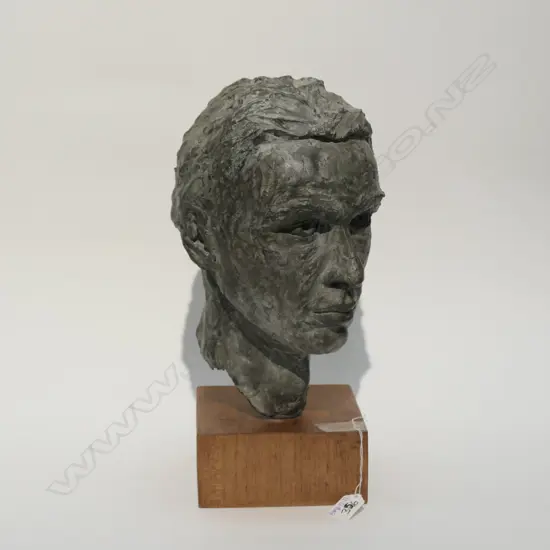 *** correction*** SIMULATED BRONZE (CAST FIBREGLASS) BUST FEMALE HEAD ARTIST UNKNOWN
