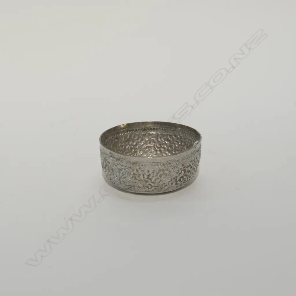 SMALL THAI SILVER BOWL 43gm Image 1++