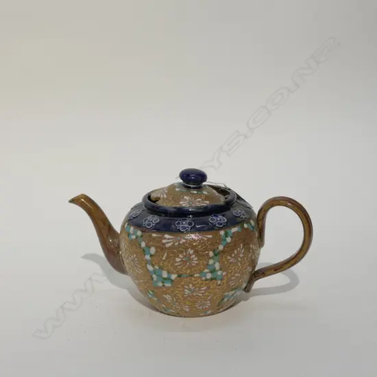 ROYAL DOULTON SLATER'S PATENT 'LACE' TEAPOT