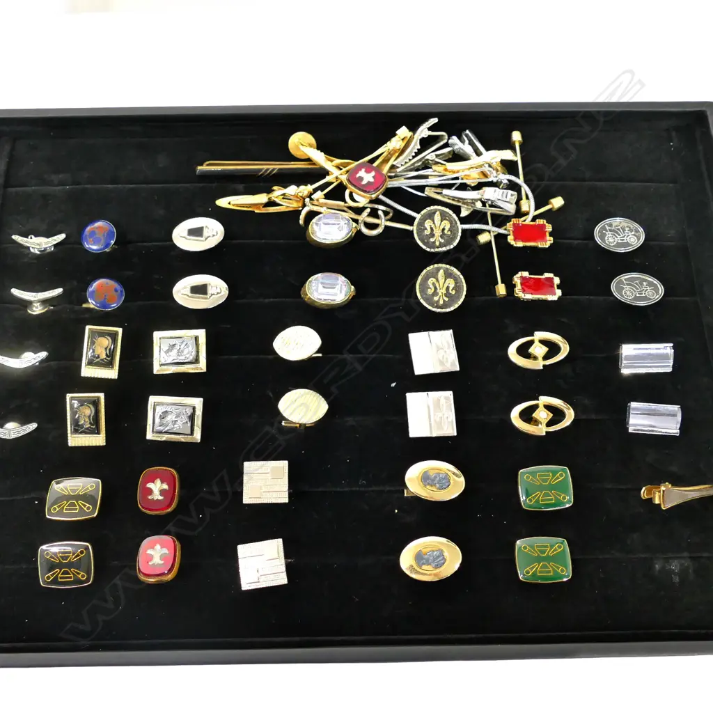 CUFFLINKS--TIE PINS & COLLAR PINS Image 1++