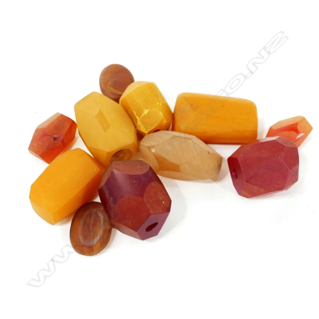 BAKELITE? BEADS Image 1++