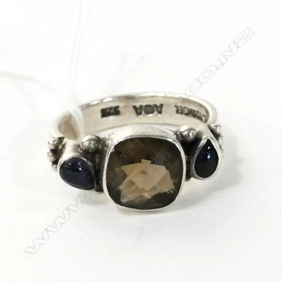 SILVER TOPAZ & UNPOLISHED SAPPHIRE RING Image 1++