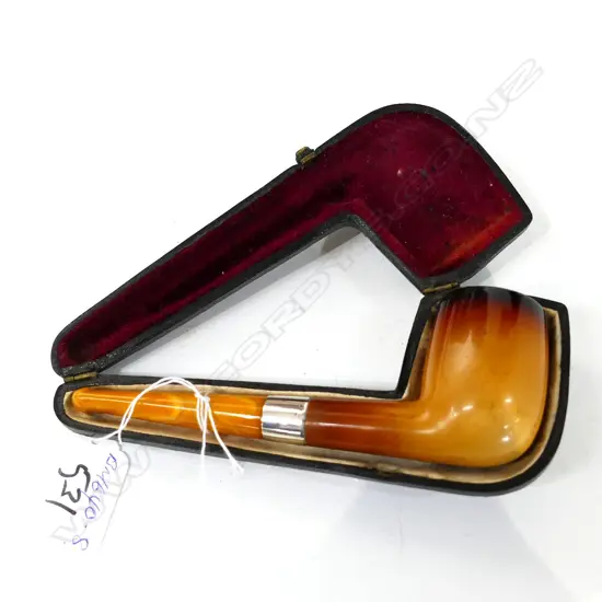 OLD MEERSCHAUM & AMBER PIPE BOXED