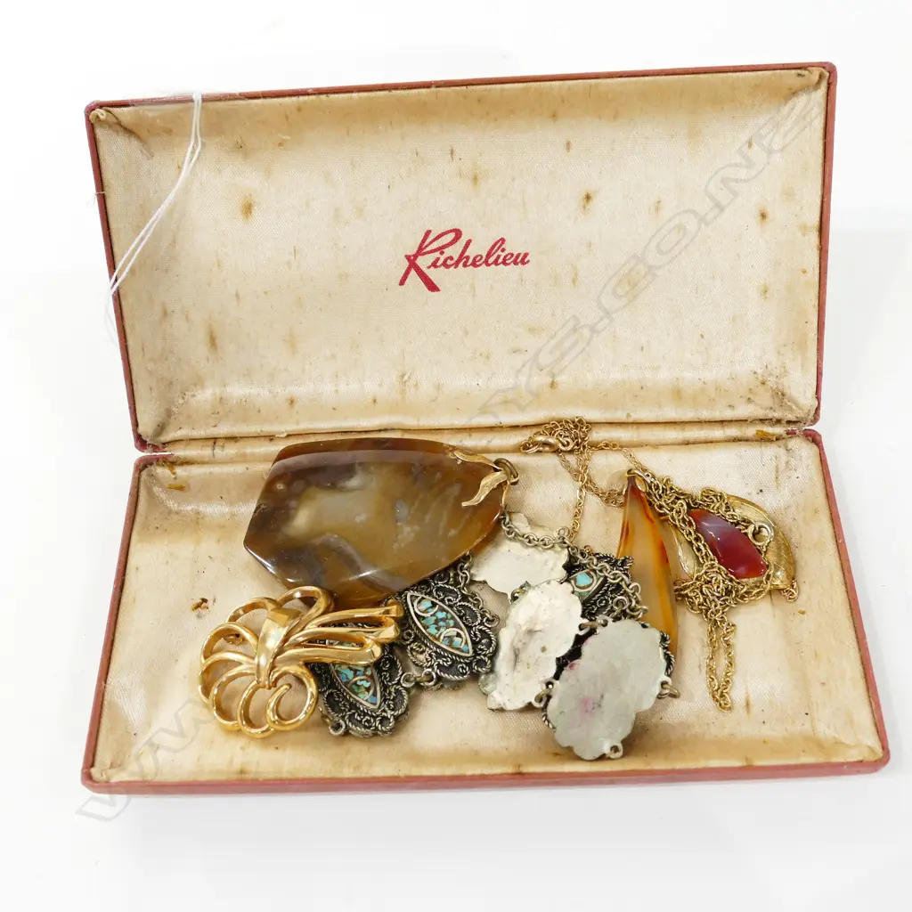 3 AGATE PENDANTS/ SIL ?TURQ.NECKLACE/ R.G BROOCH Image 1++