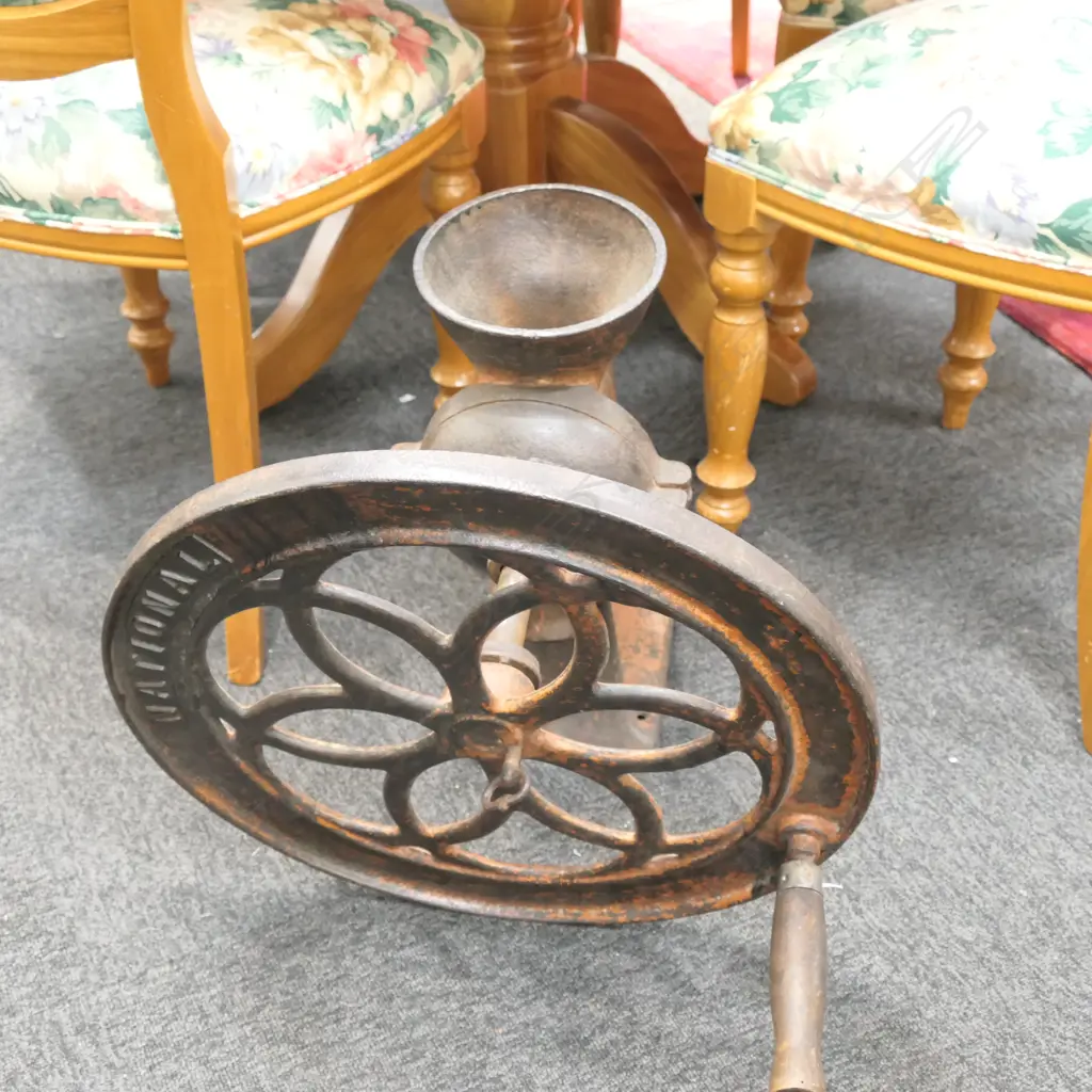 SWEDISH CAST IRON WHEAT-MILL H. 600MM Image 1++