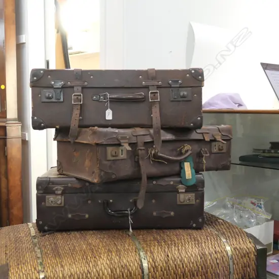 3 VINTAGE SUITCASES L. 610MM
