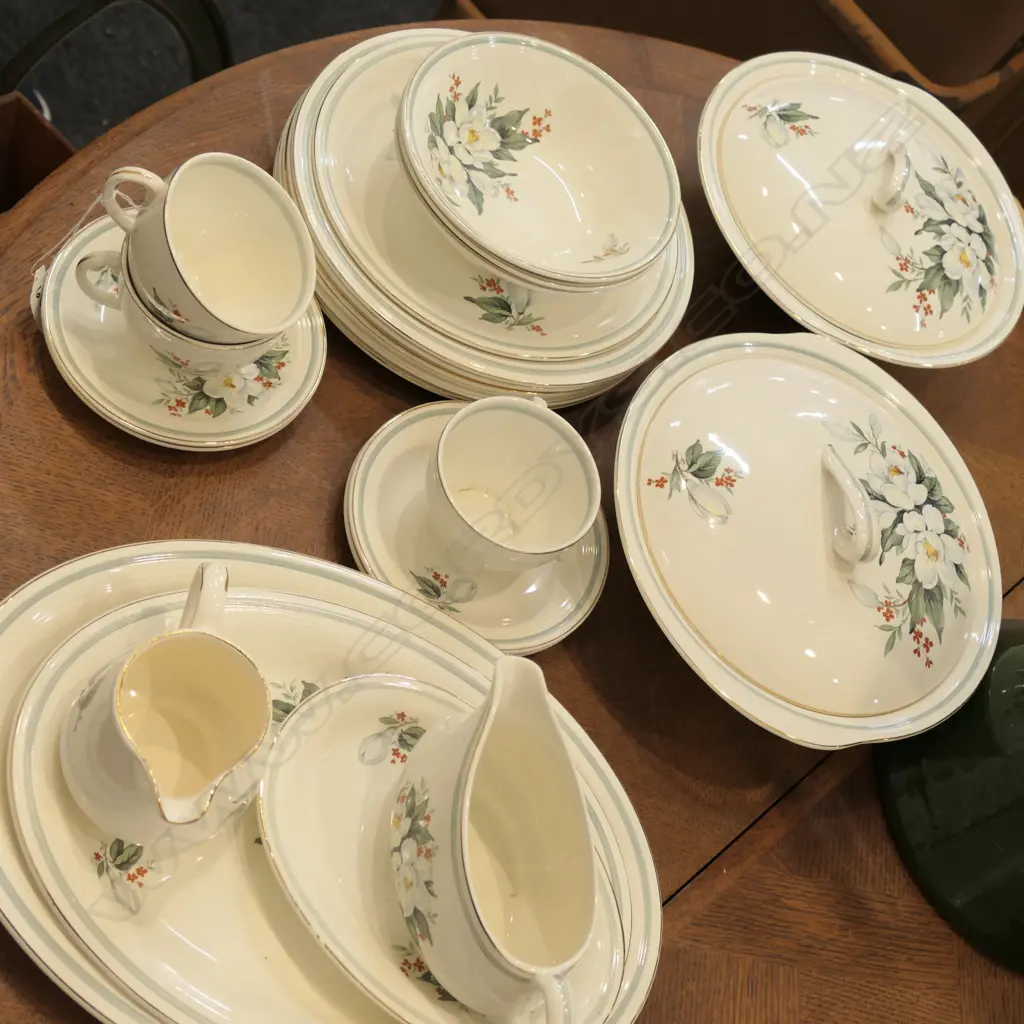 DINNER SET Image 1++