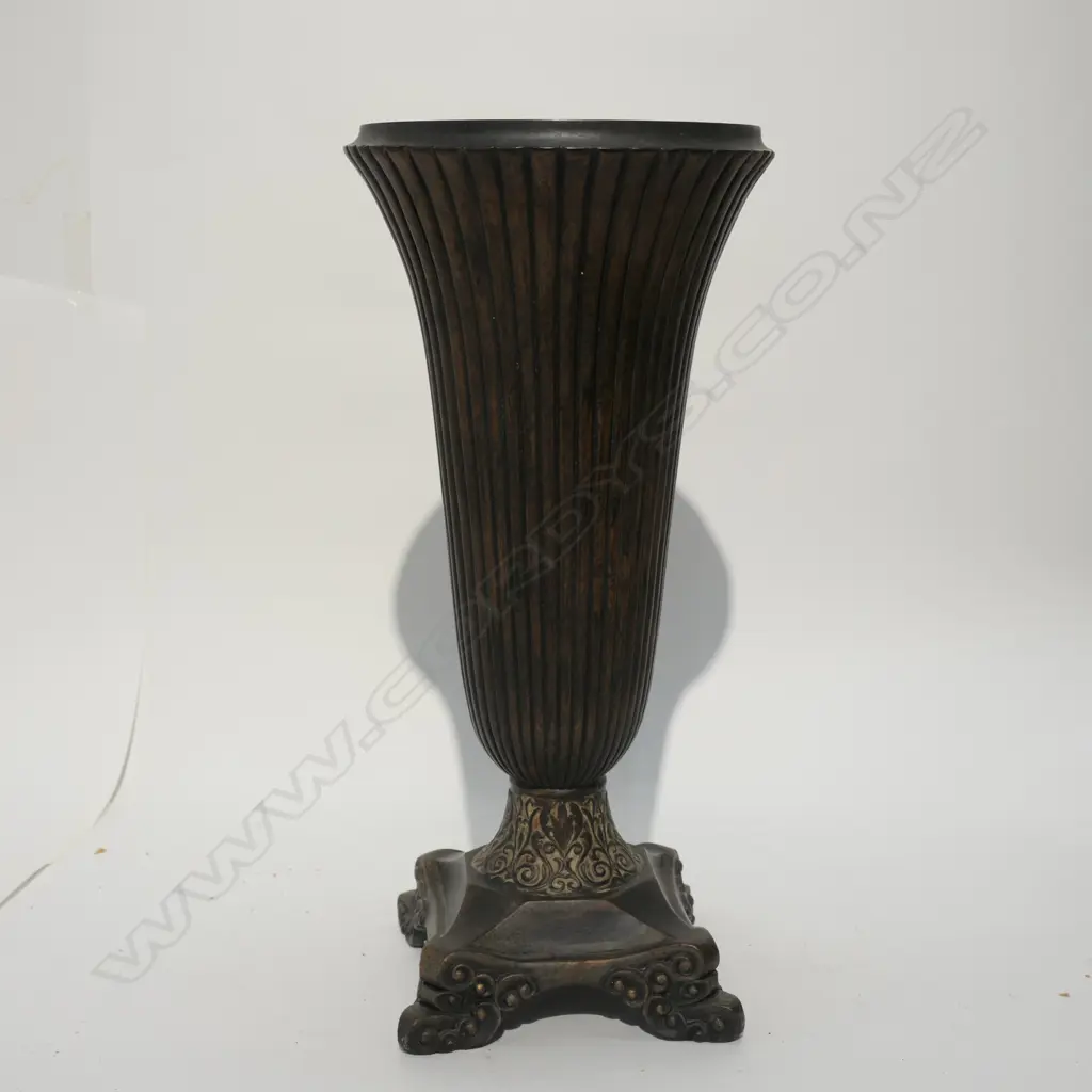 TALL DECORATIVE URN H. 480MM Image 1++