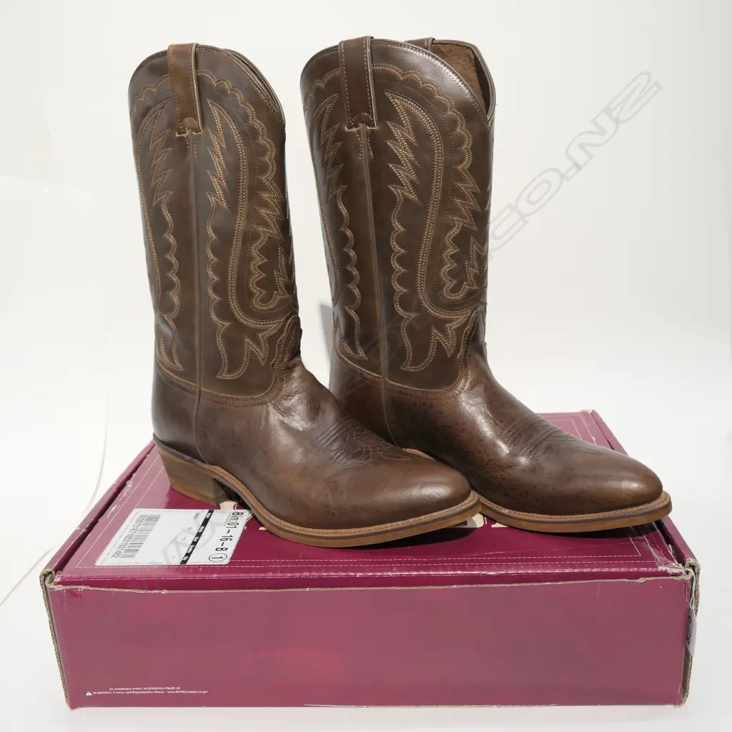 AS NEW BOXED BROWN TORINO BROWN HIDE BOOTS SIZE 11.5 Image 1++