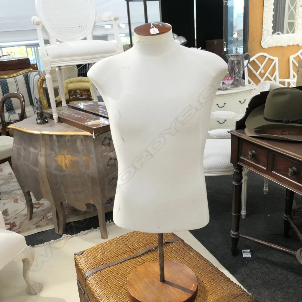 DRESS MAKERS DUMMY  Image 1++