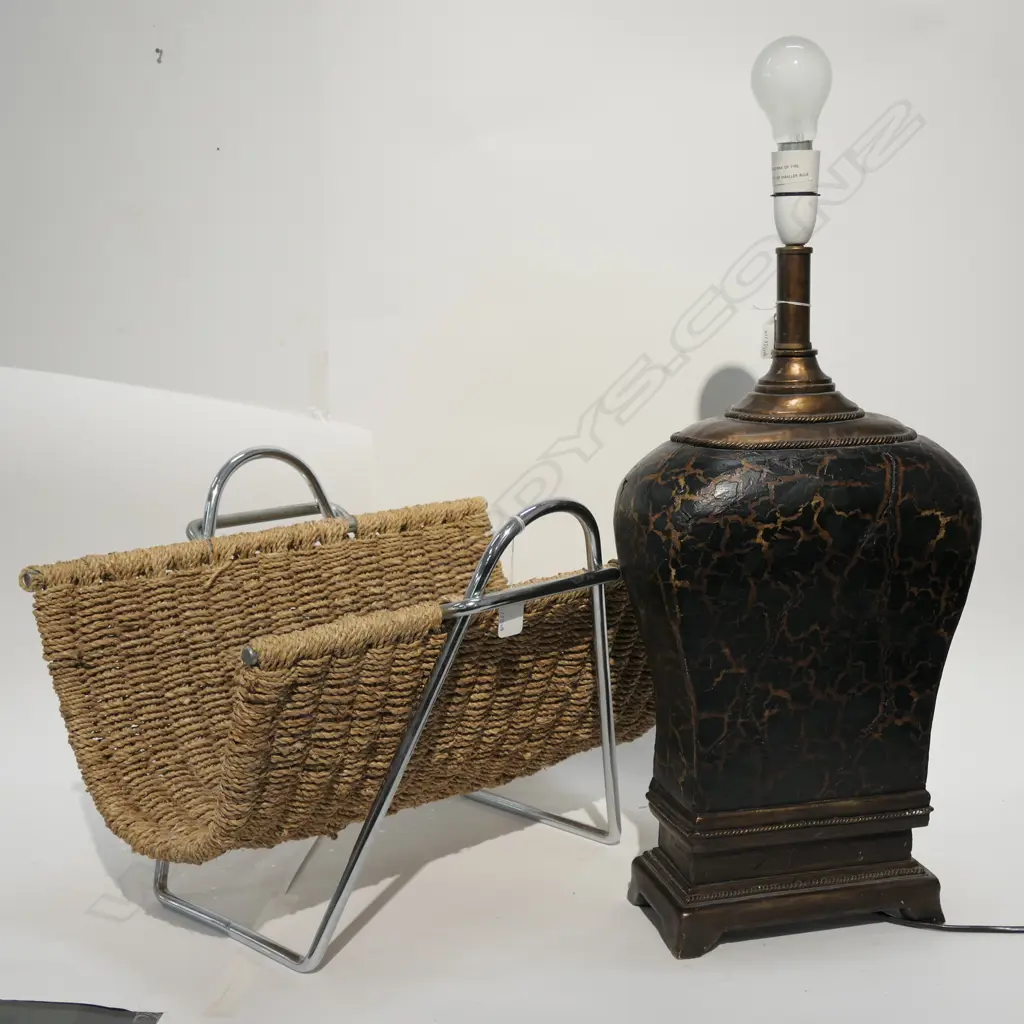 CANE MAGAZINE RACK + LAMP BASE Image 1++