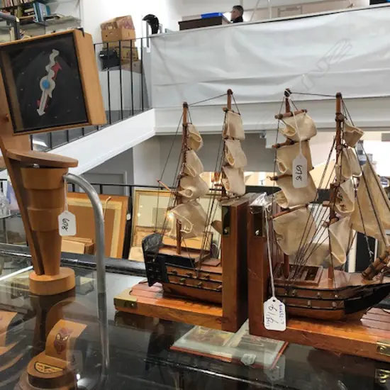 GREG BLOOMFIELD CLOCK + 2 SHIP BOOK ENDS