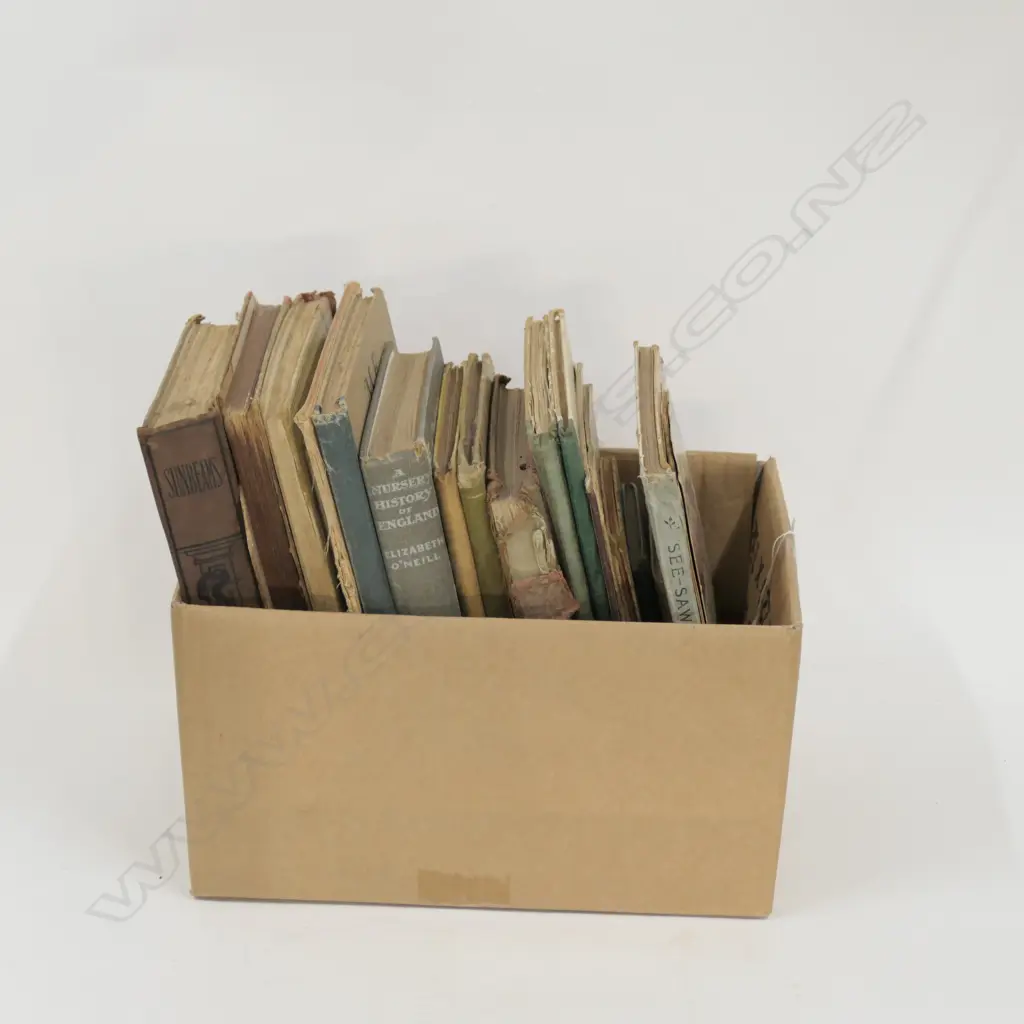 ASST VINTAGE CHILDREN'S BOOKS Image 1++