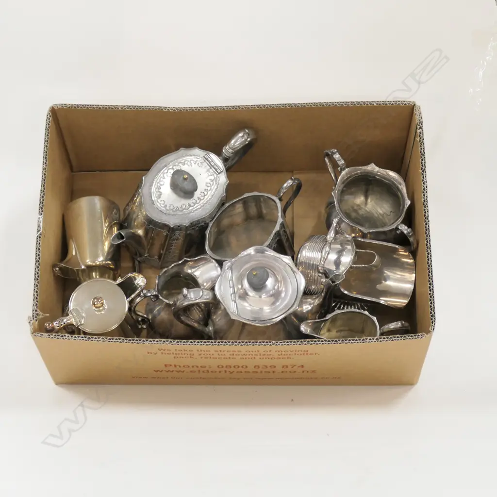 LOT ASST  EP WARE/LABELS/ TEAPOTS ETC Image 1++