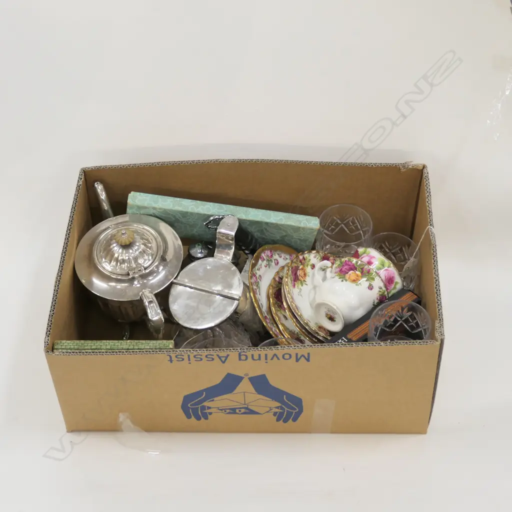 LOT ASST EP /CRYSTAL/ ROYAL ALBERT ETC Image 1++