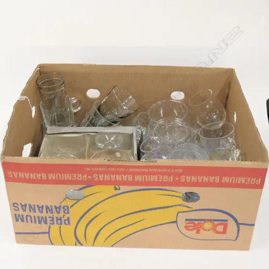 LOT ASST GLASSWARE 