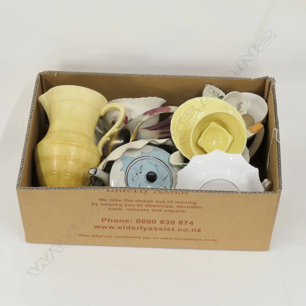 LOT ASST CHINA JUGS ETC Image 1++