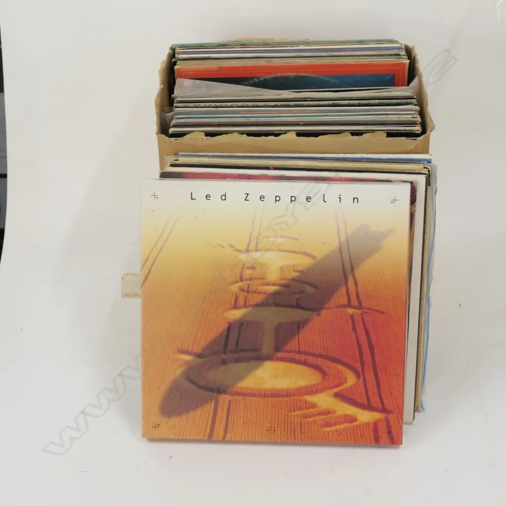 LOT ASST RECORDS INCLUDING LED ZEPPELIN/DAVID BOWIE/LEON RUSSELL ETC Image 1++
