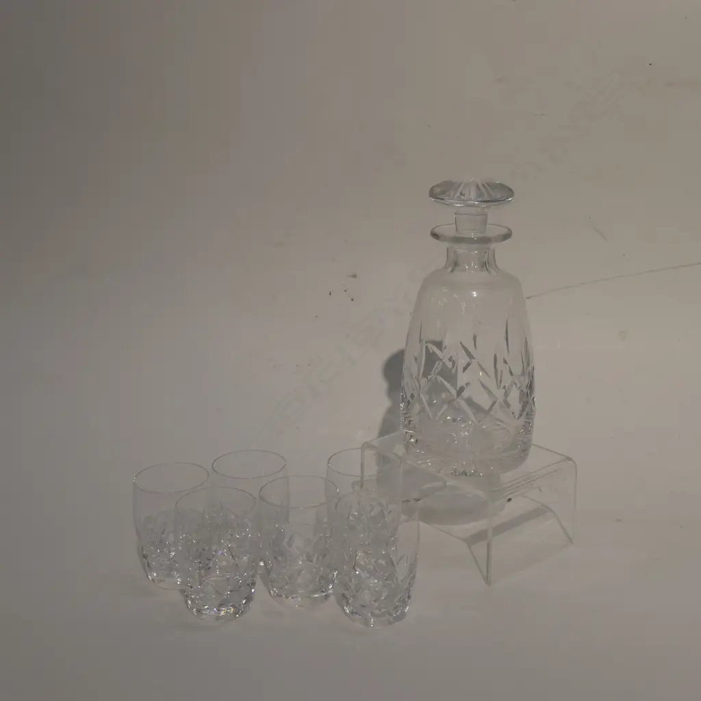 CUT CRYSTAL DECANTER + 6 GLASSES Image 1++