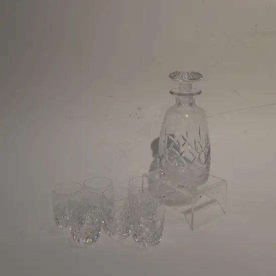 CUT CRYSTAL DECANTER + 6 GLASSES