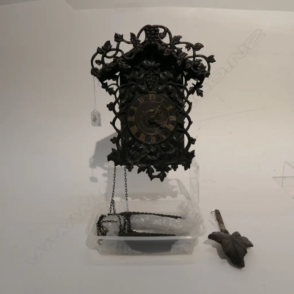 BLACK FOREST CLOCK FREIBURG 1891 L 320 MM Image 1++