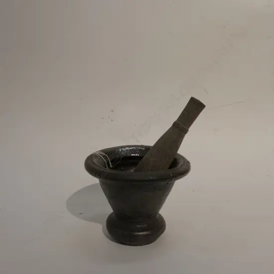 POTTERY & WOOD PESTLE & MORTAR