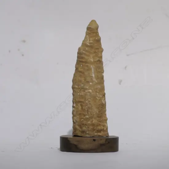 STALACTITE ON STAND