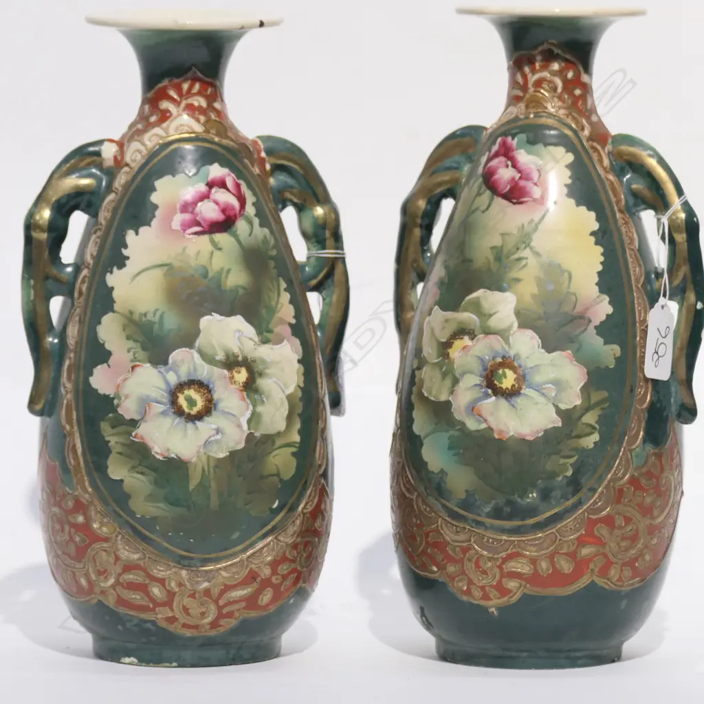 2 GREEN VICTORIAN VASES H. 290MM Image 1++