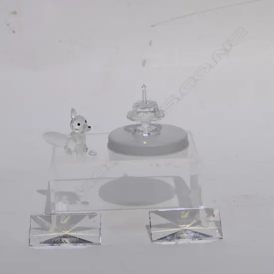 SWAROVSKI CRYSTAL BIRTHDAY CAKE& FOX A.F. & 2 STANDS