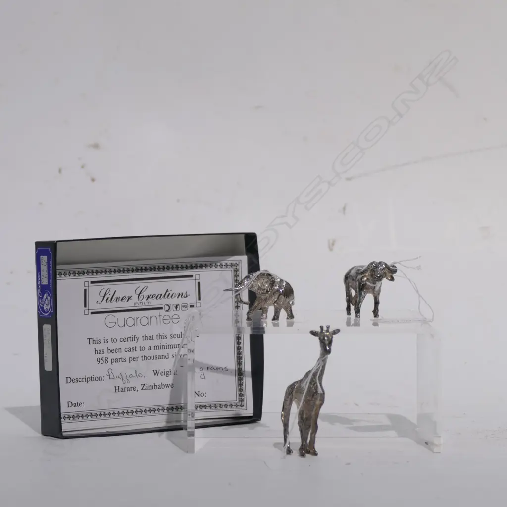 'HARARE' 958 SIL ANIMALS, GIRAFFE, ELEPHANT, BUFFALO,& CERTS 185 GMS Image 1++