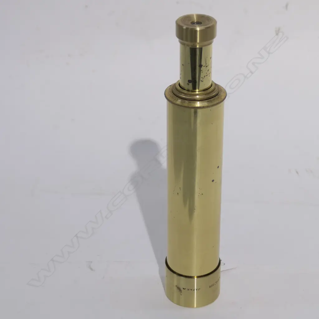 BRASS TELESCOPE L 440 Image 1++