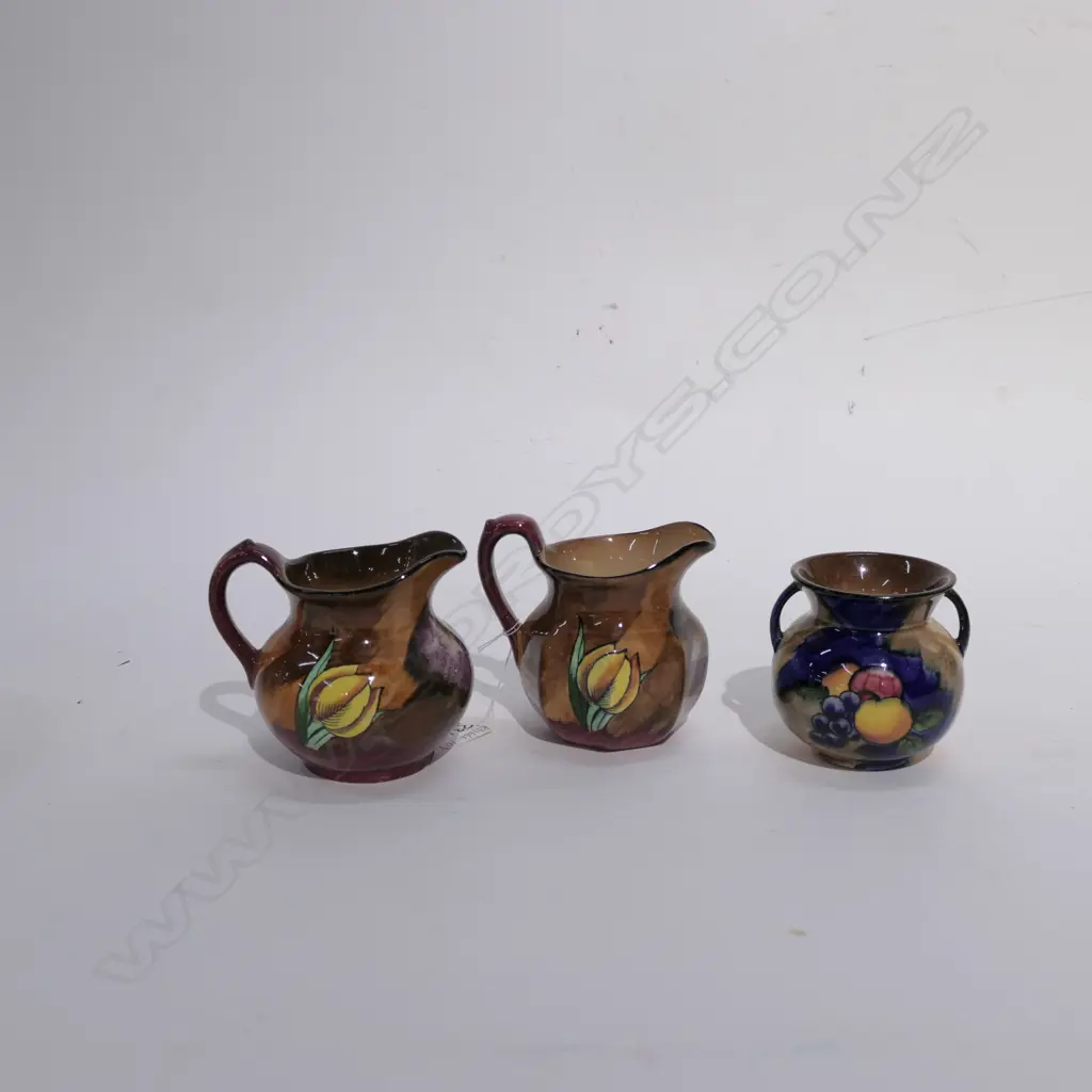 H & K TUNSTALL TWO SMALL JUGS AND VASE Image 1++
