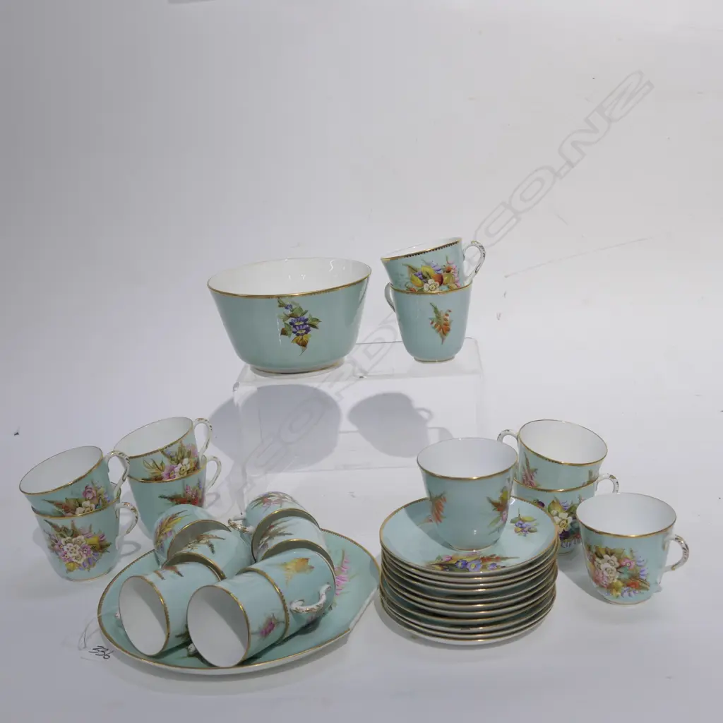 ROYAL WORCESTER PART TEA AND COFFEE SERVICE A/F Image 1++