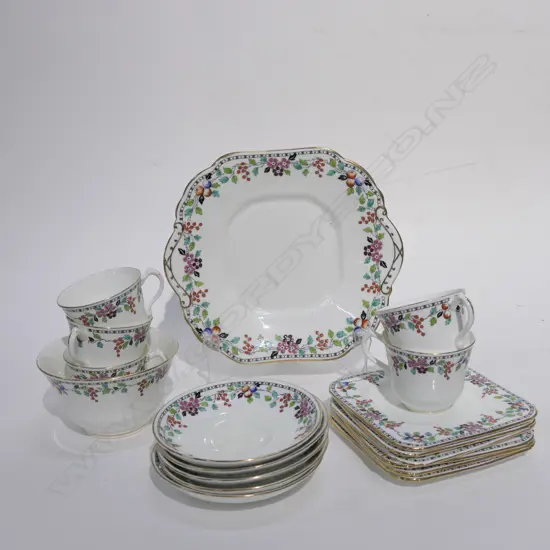HAMMERSLEY PART TEA SERVICE A/F