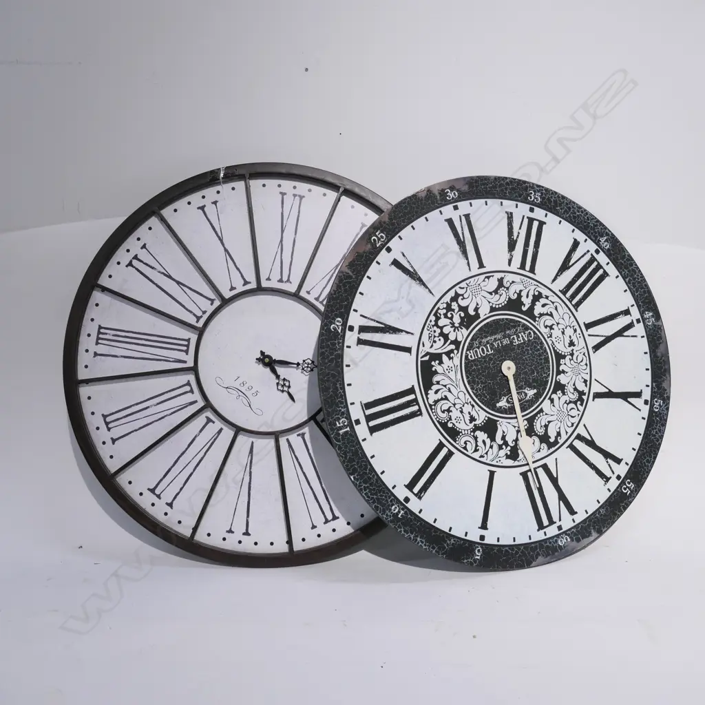 2 LARGE CLOCKS DIA  600 MM Image 1++