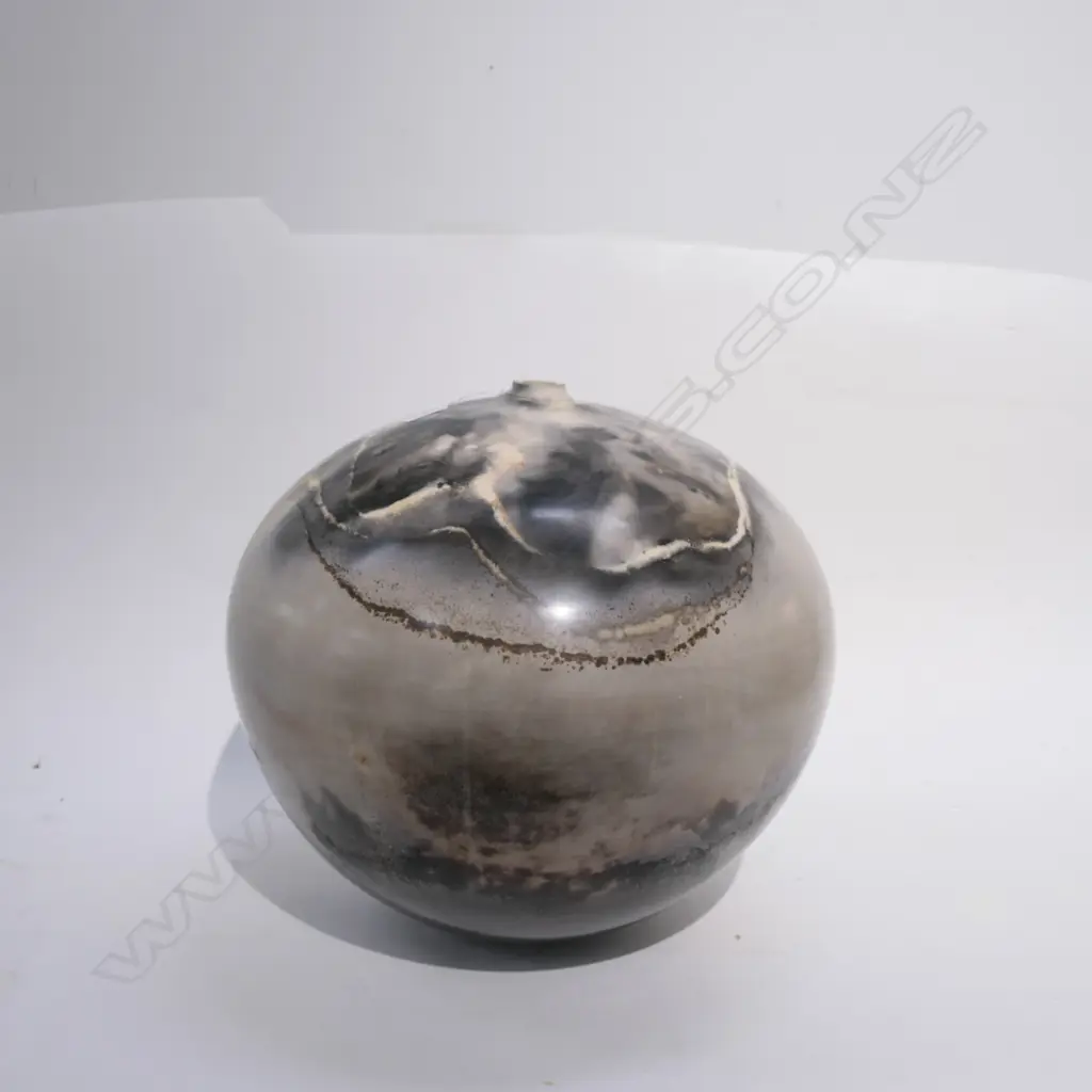 JOHN FEATONBURY LARGE SPHERE VASE Image 1++