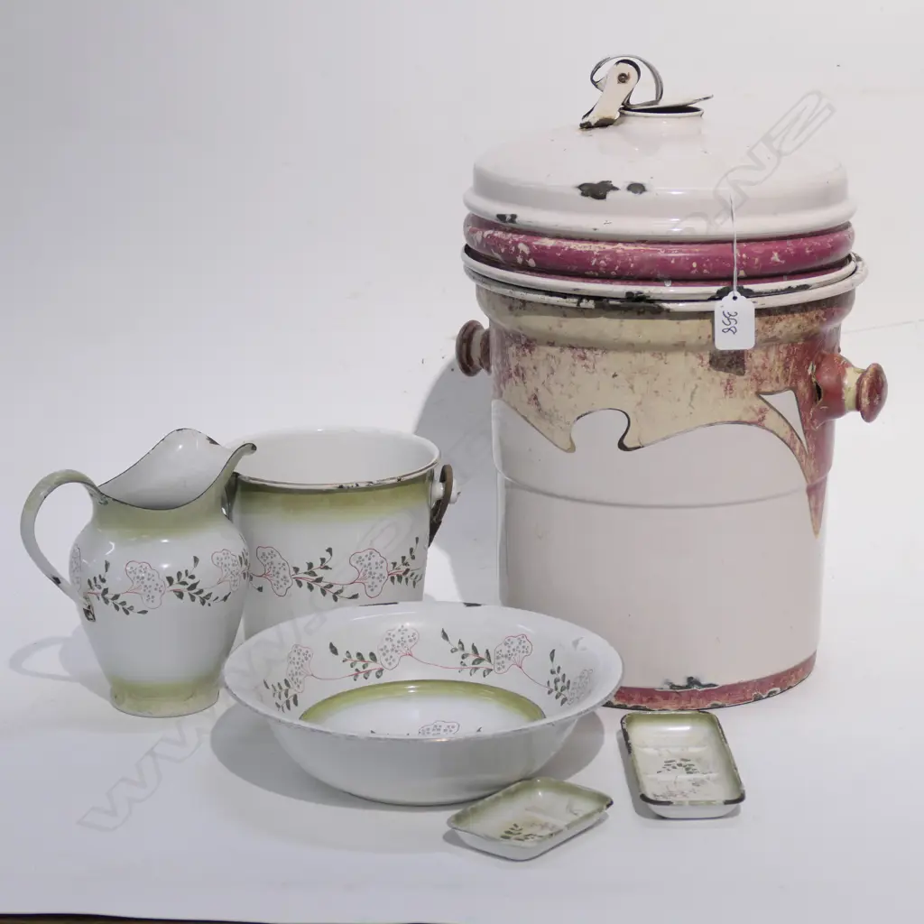 LOT ASST ENAMEL WARE WASH SET ETC H 400 MM Image 1++