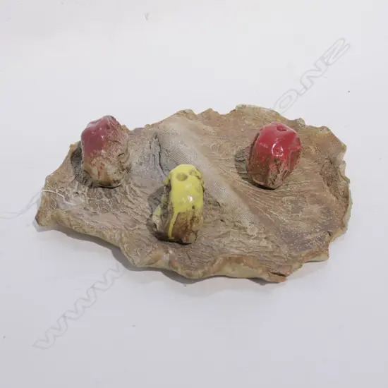 DOREEN BLUMHARDT FREE FORM PLATTER (REPAIRED)  + 3 SEDGE GRASS HOLDERS