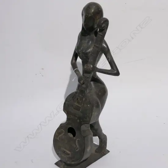 METAL MUSICIAN SCULPTURE  H 450 MM 