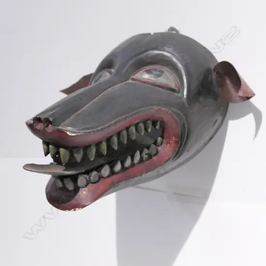 CARVED WOOD ETHNIC DOG MASK (EX THE NGAIRE HART ESTATE COLLECTION)
