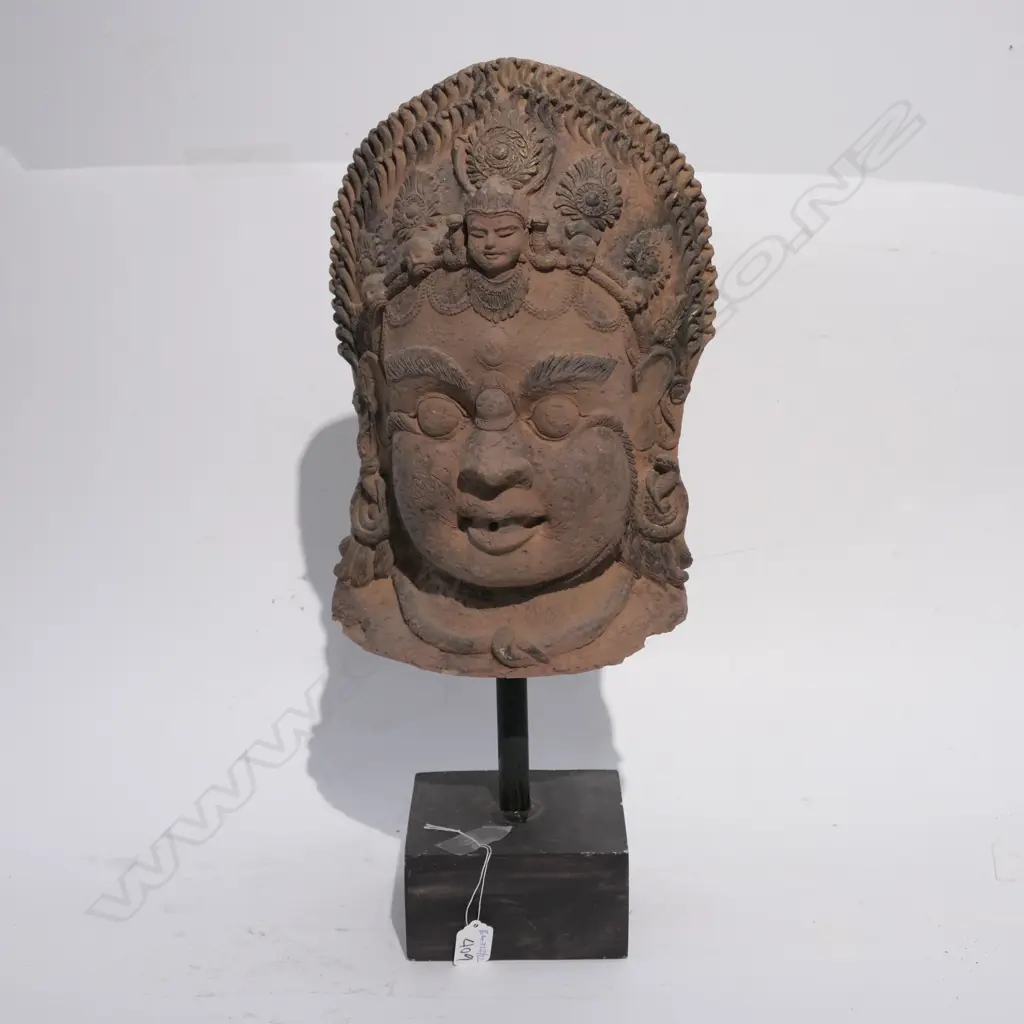 RESIN INDONESIAN HEAD H 570 Image 1++