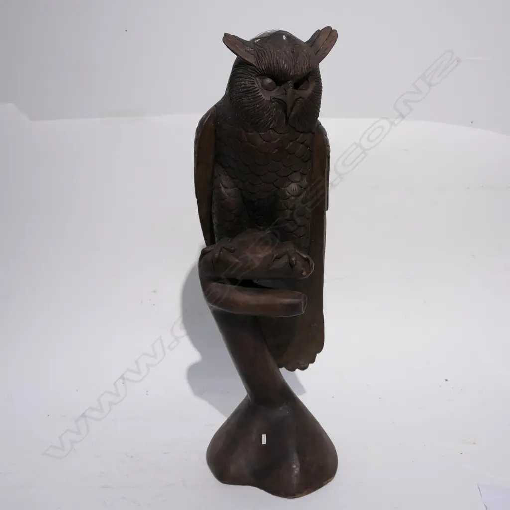 LARGE WELL CARVED WOODEN OWL H. 650MM Image 1++