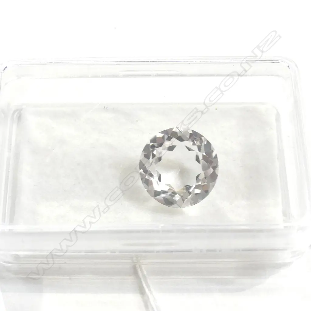 9.5CT MOUNTAIN CRYSTAL 13MM Image 1++