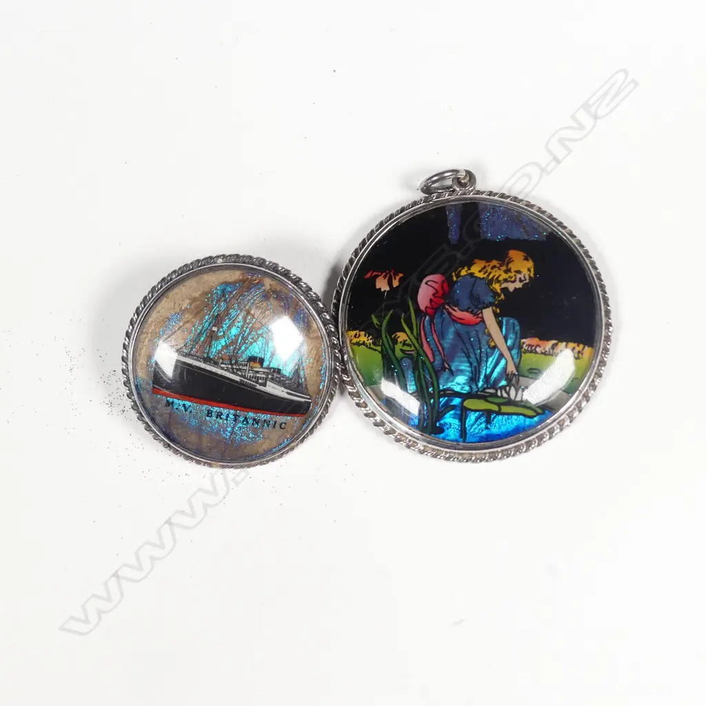 2 VINTAGE STERLING SILVER & BUTTERFLY WING BROOCHES Image 1++