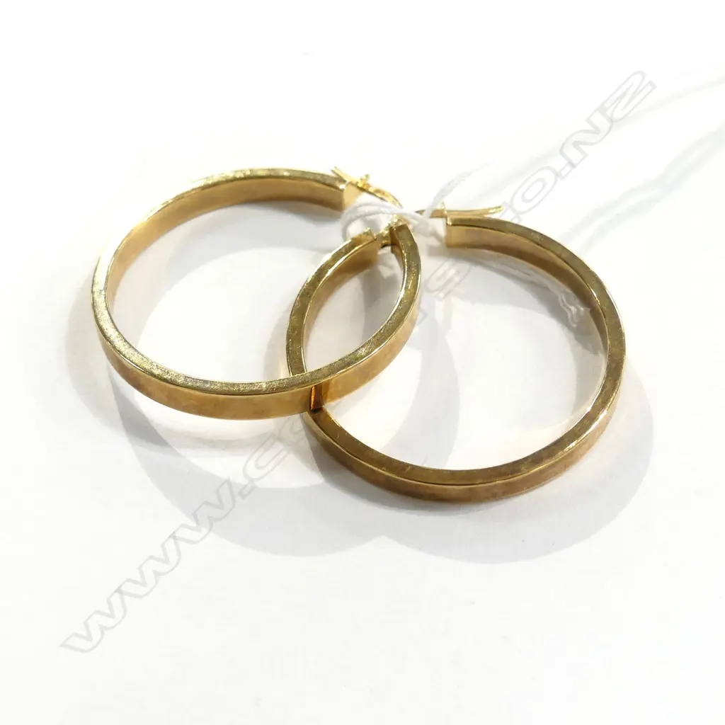 9CT GOLD EARRINGS 3.48GM Image 1++